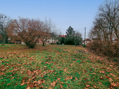 Terrain à vendre à Épinac, Saône-et-Loire, Bourgogne, avec Leggett Immobilier