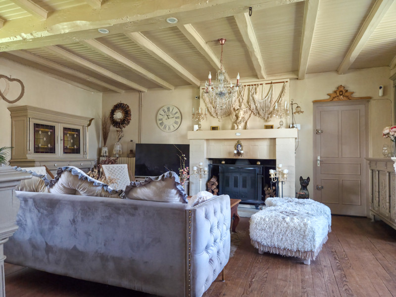 French property for sale in Valdelaume, Deux-Sèvres - €185,000 - photo 4
