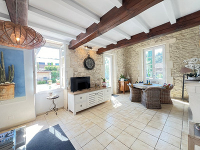 French property for sale in Saint-Rémy-de-Provence, Bouches-du-Rhône - €1,350,000 - photo 2