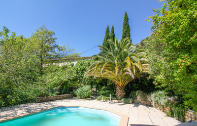 French property for sale in Bourg-Saint-Andéol, Ardèche - €498,000 - photo 2
