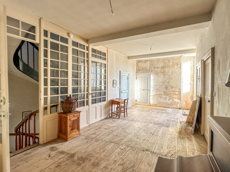 French property for sale in Matha, Charente-Maritime - €254,880 - photo 6