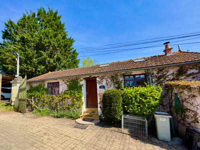 Maison à vendre à Montreuil-Bellay, Maine-et-Loire, Pays de la Loire, avec Leggett Immobilier