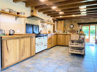 French property for sale in Cellefrouin, Charente - €342,600 - photo 5