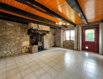 French property for sale in Sens-de-Bretagne, Ille-et-Vilaine - €141,000 - photo 2