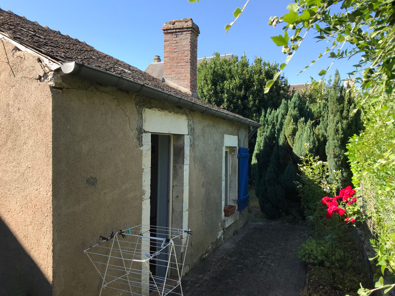 French property for sale in Mareuil-sur-Arnon, Cher - &#8364;53,600 - photo 3