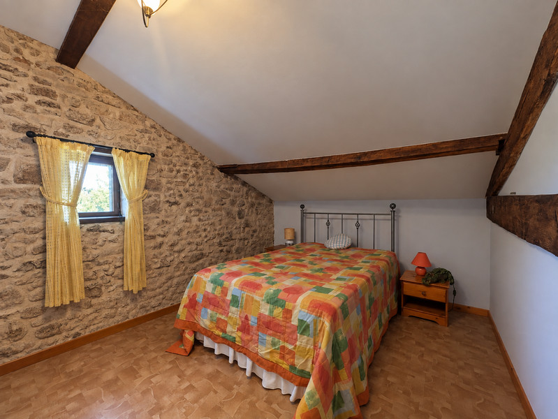 French property for sale in Ménigoute, Deux-Sèvres - €66,600 - photo 3