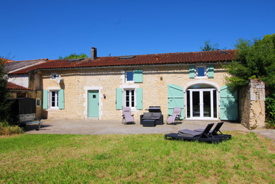 French property for sale in Chives, Charente-Maritime - €167,400 - photo 6