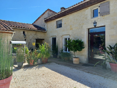 house for sale in Charente