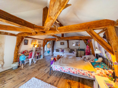 French property for sale in Saint-Savin, Vienne - €449,800 - photo 6