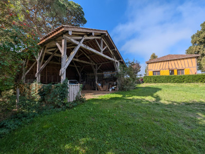 French property for sale in Castelnau d'Auzan Labarrère, Gers - €342,000 - photo 2