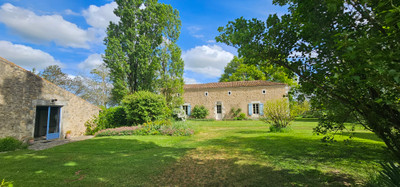 house for sale in Deux-Sèvres