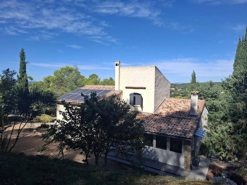 French property for sale in La Verdière, Var - €630,000 - photo 14