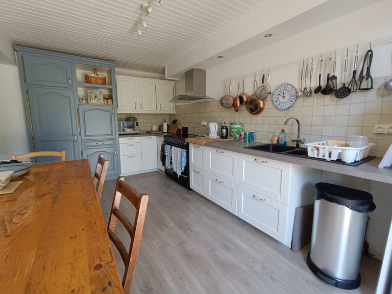 French property for sale in Saint-Macoux, Vienne - €139,500 - photo 2