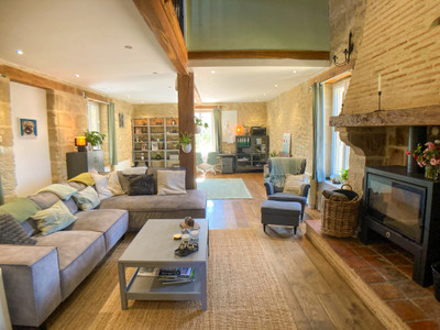 French property for sale in Lauzun, Lot-et-Garonne - €1,200,000 - photo 3