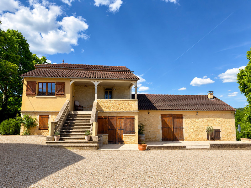 French property for sale in Puy-l'Évêque, Lot - €399,000 - photo 0