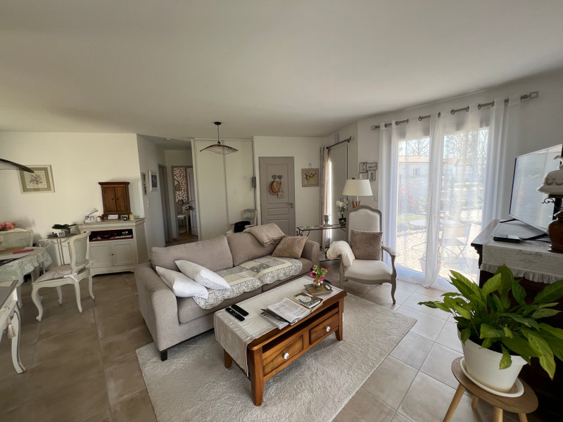French property for sale in Arvert, Charente-Maritime - €328,600 - photo 1