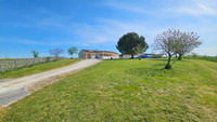 Propriété à vendre à Saint-Quentin-de-Chalais, Charente - 279 600 € - photo n°10