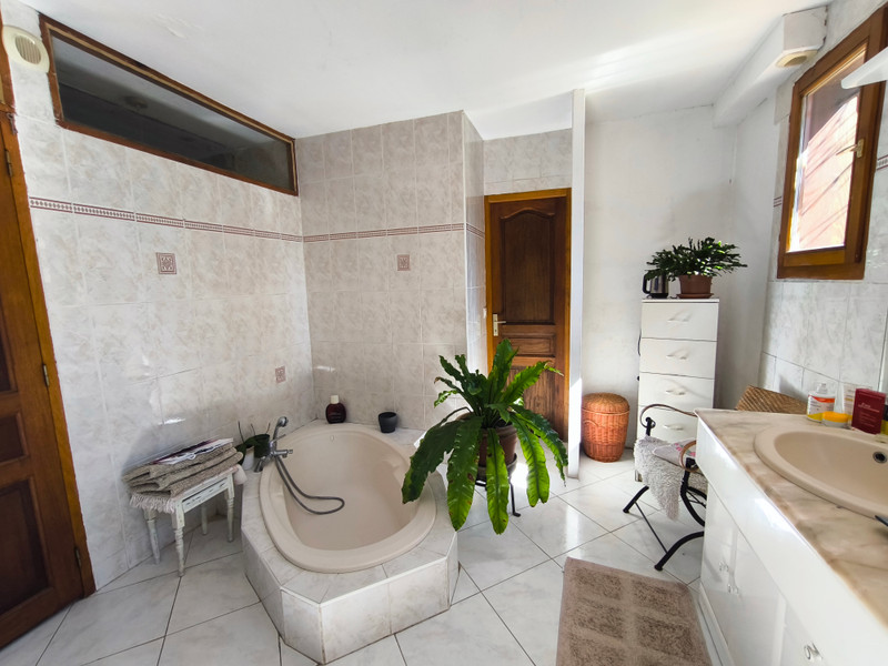 French property for sale in Pissos, Landes - €445,000 - photo 5