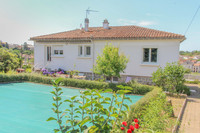 Maison à vendre à Parthenay, Deux-Sèvres - 199.000 € - photo 10