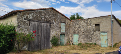 French property for sale in Bioussac, Charente - €61,600 - photo 1