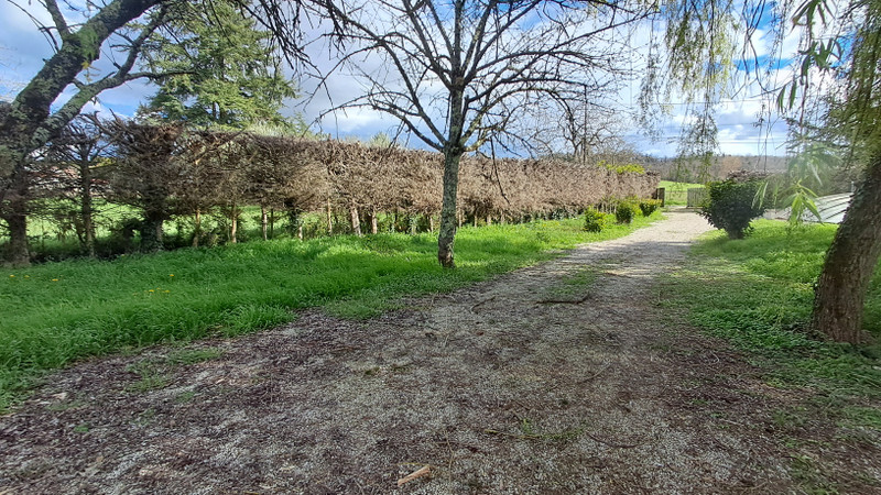 French property for sale in Champagne-et-Fontaine, Dordogne - €365,700 - photo 9
