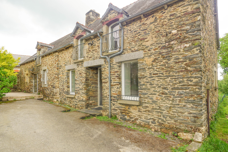 French property for sale in Allineuc, Côtes-d'Armor - €188,043 - photo 0