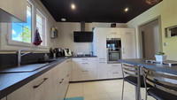 Maison à vendre à Chemillé-en-Anjou, Maine-et-Loire - 290.325 € - photo 2