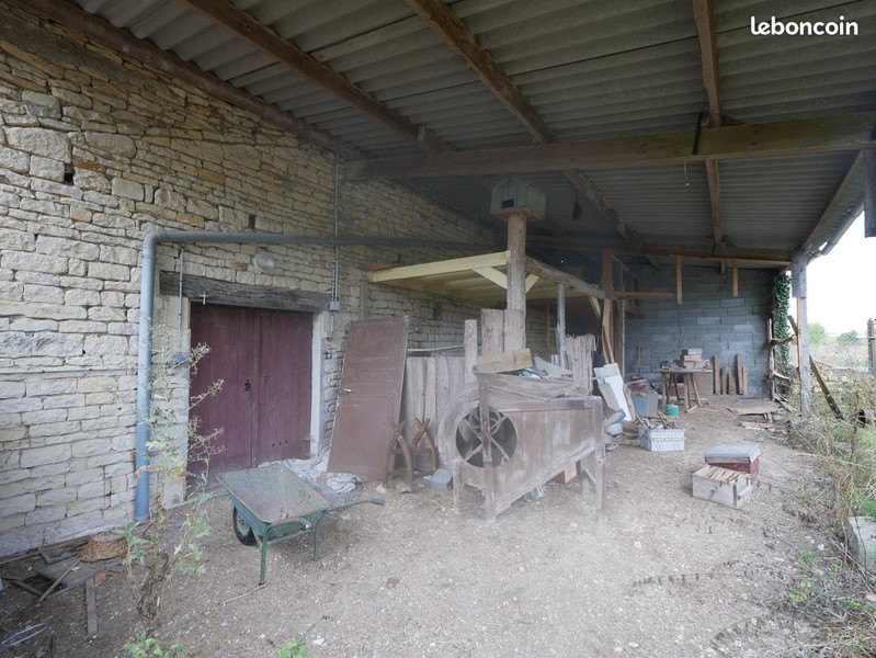 French property for sale in La Laigne, Charente-Maritime - €176,800 - photo 9