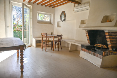 French property for sale in Nyons, Drôme - €230,000 - photo 2