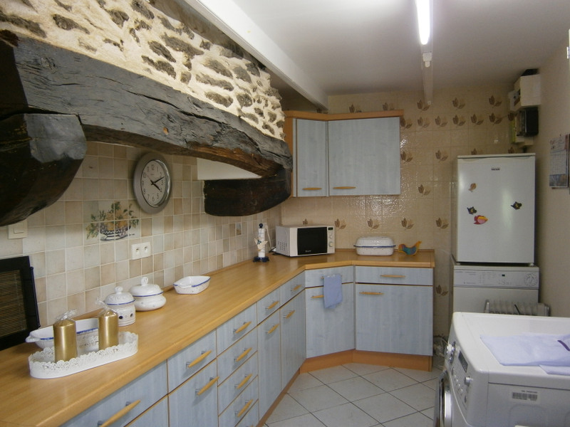 French property for sale in Berrien, Finistère - €333,900 - photo 11