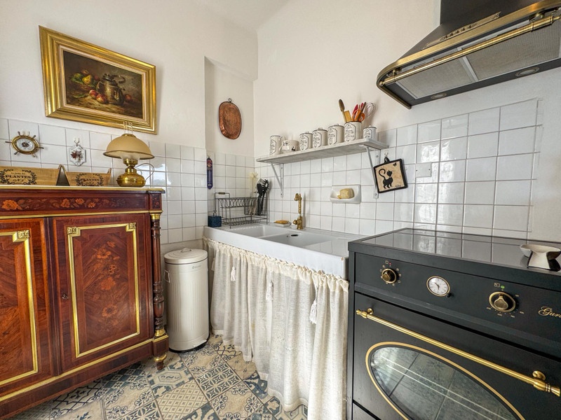 French property for sale in Rasteau, Vaucluse - €289,000 - photo 6