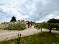 Maison à vendre à Saint-Jean-de-Maruéjols-et-Avéjan, Gard - 373.000 € - photo 10