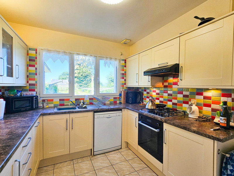 French property for sale in Ploërdut, Morbihan - €265,000 - photo 3