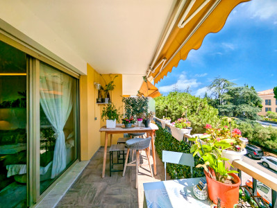 French property for sale in Nice, Alpes-Maritimes - €435,000 - photo 8