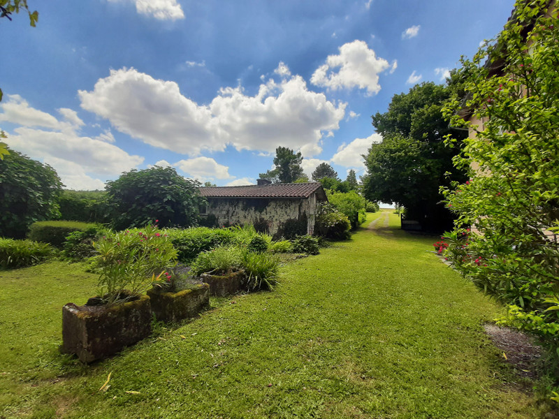 French property for sale in La Chapelle-Grésignac, Dordogne - €191,000 - photo 9