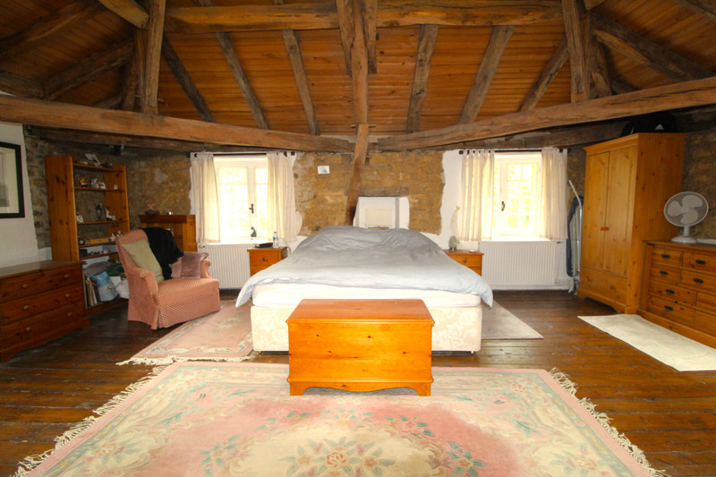 French property for sale in Terres-de-Haute-Charente, Charente - €267,500 - photo 6