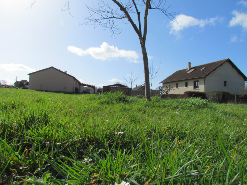 French property for sale in L'Isle-Jourdain, Vienne - &#8364;24,600 - photo 10