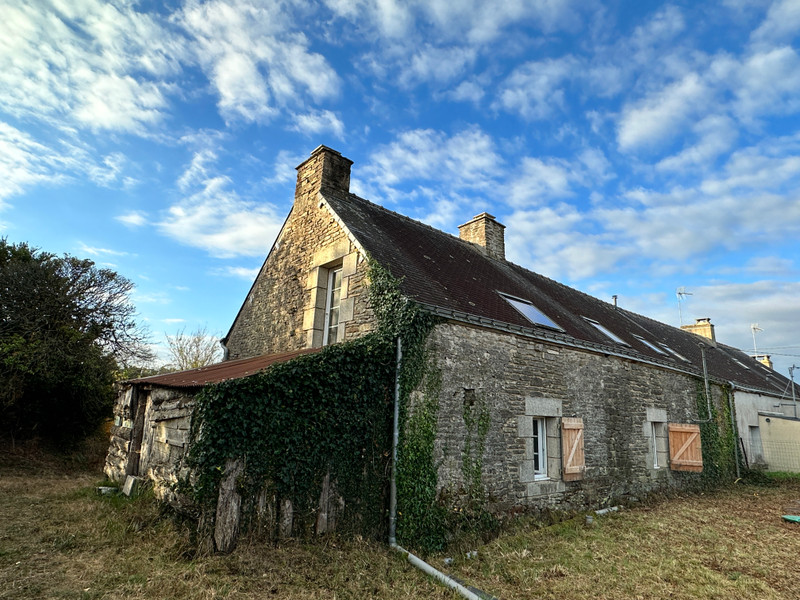 French property for sale in Cruguel, Morbihan - €82,500 - photo 4