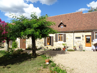 Maison à vendre à Nantheuil, Dordogne, Aquitaine, avec Leggett Immobilier
