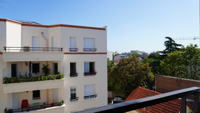 Appartement à vendre à Suresnes, Hauts-de-Seine, Île-de-France, avec Leggett Immobilier