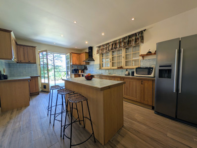 French property for sale in Saint-Amans-Valtoret, Tarn - €390,000 - photo 4