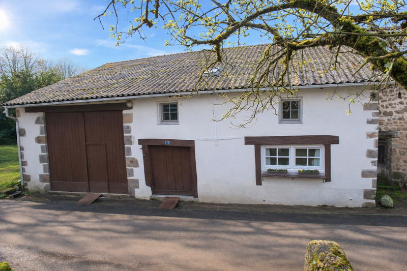 French property for sale in Val-d'Oire-et-Gartempe, Haute-Vienne - €88,000 - photo 0