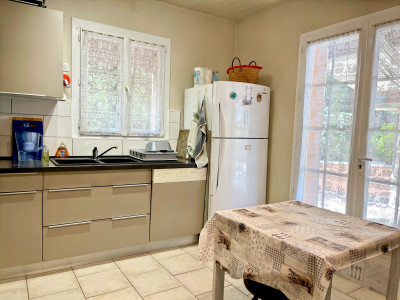 French property for sale in Vidauban, Var - €421,000 - photo 4