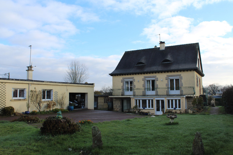 House for sale in Guilliers Morbihan Detached Village house, 4
