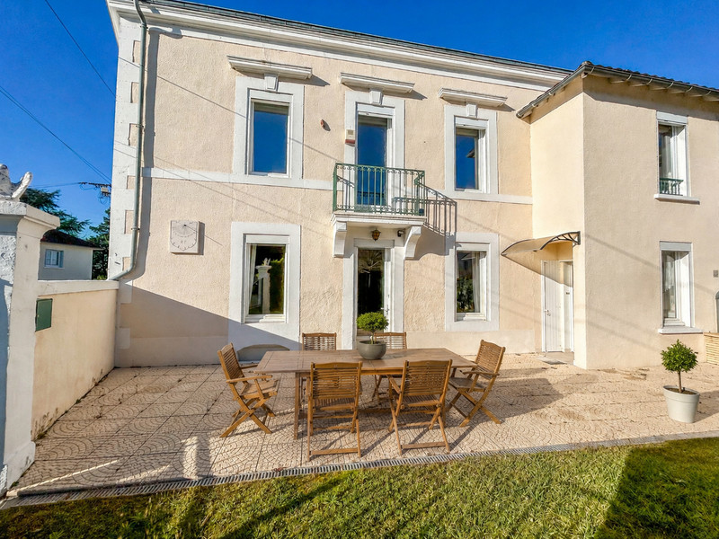 French property for sale in Coulounieix-Chamiers, Dordogne - €170,000 - photo 0