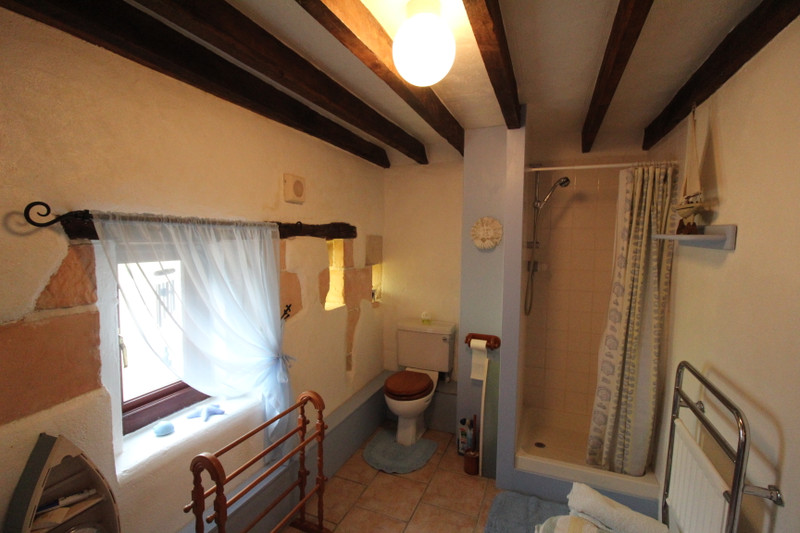 French property for sale in Charnizay, Indre-et-Loire - €204,000 - photo 10