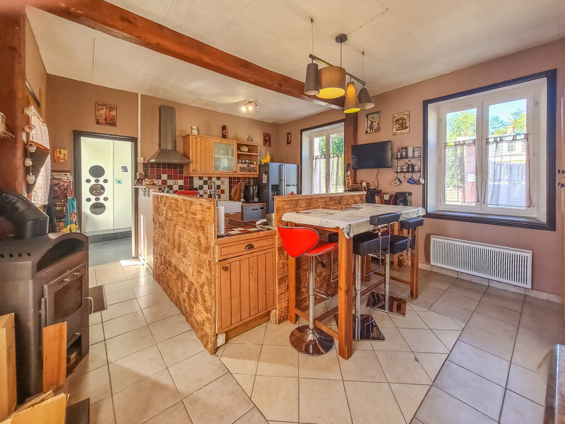 French property for sale in L'Habit, Eure - €310,000 - photo 3