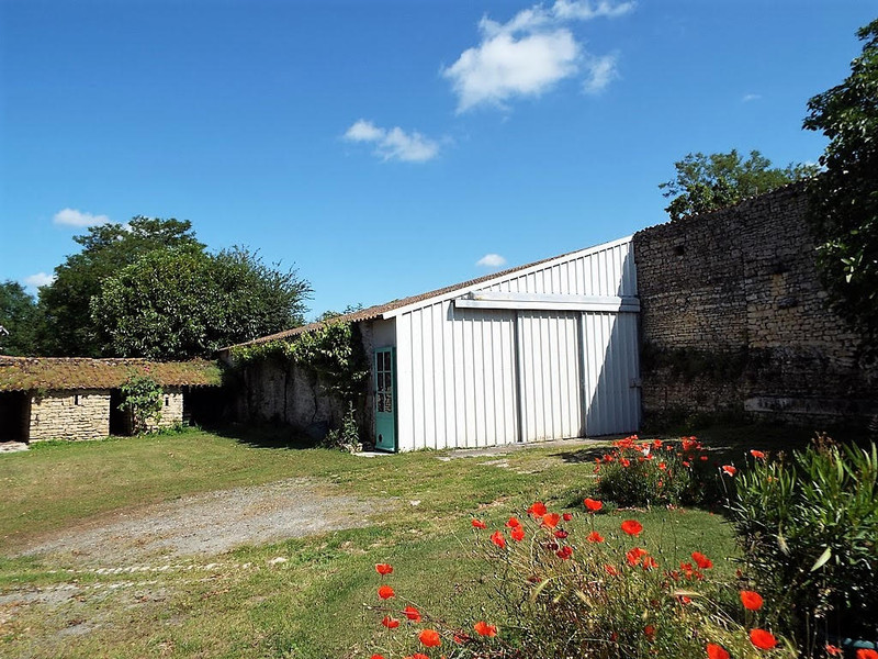 French property for sale in Chaillé-les-Marais, Vendée - €339,000 - photo 9