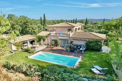 Maison à vendre à Castillon-du-Gard, Gard, Languedoc-Roussillon, avec Leggett Immobilier