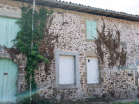 Propriété à vendre à Pressignac, Charente - 68 600 € - photo n°2